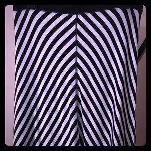 Max Studio Chevron Navy/White Stripe Skirt L